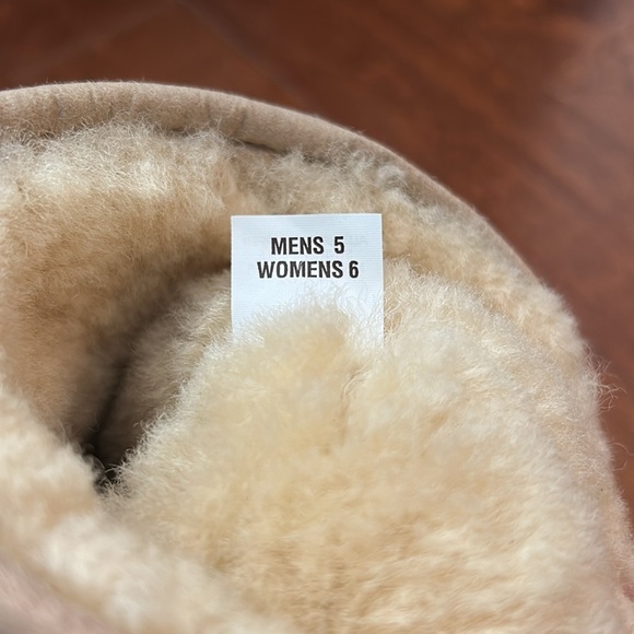 Nordstrom Women’s Cozy Tall Tan Winter Boots with Sheepskin Lining, Size 6 - Picture 12 of 16